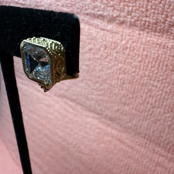 Judith Ripka Brand new 14kt Gold over Sterling Silver Square Stud Earrings - Picture 3 of 5